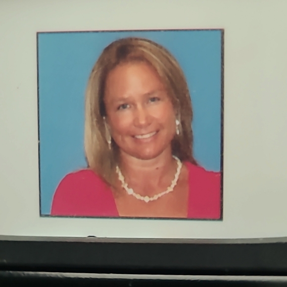 Meet your Posher, Stacey - Picture 1 of 1